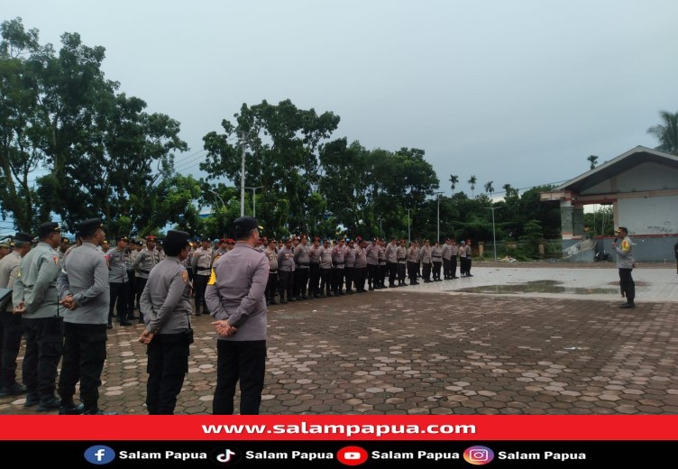 Aparat Perketat Pengamanan Pleno Penghitungan Suara Hasil Pemilu 2024 Di Mimika