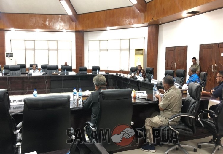 KEDUA KALINYA PIHAK PEMKAB MIMIKA TIDAK HADIR, RDP PEMEKARAN KAMPUNG DAN DISTRIK KEMBALI DITUNDA