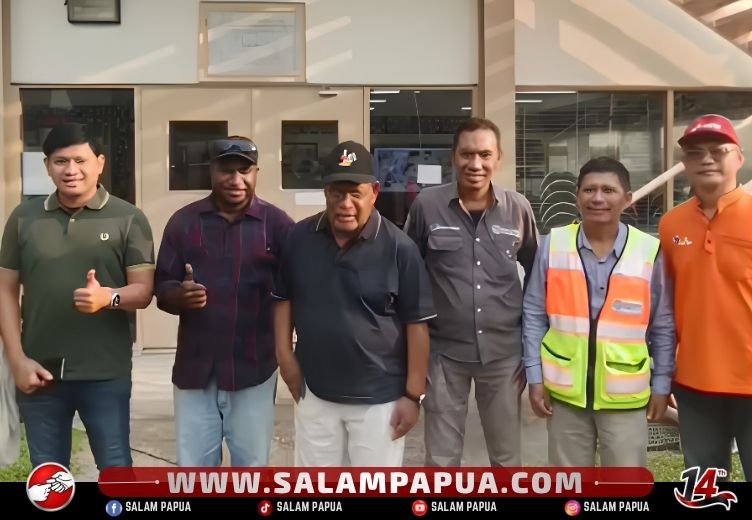 Bas Suebu Kunjungi IPN, Melihat Harapan Orang Papua Menjadi Tuan Di Tanah Sendiri Melalui Proses Pendidikan