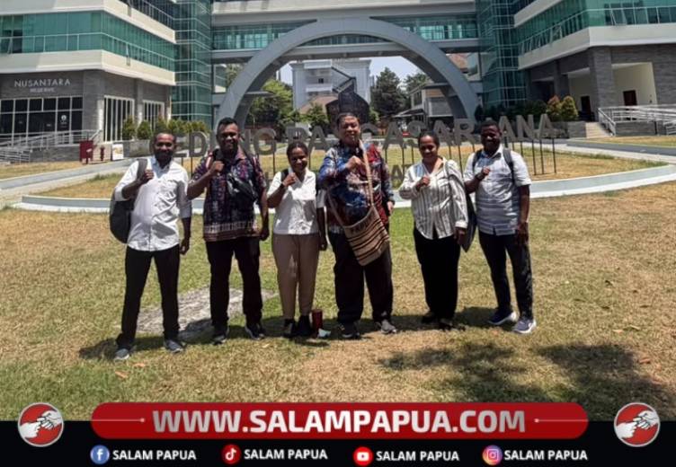 Pemkab Nduga Serahkan Lima Dokter Asli Nduga Untuk Program Pendidikan Spesialis Di UGM Yogjakarta