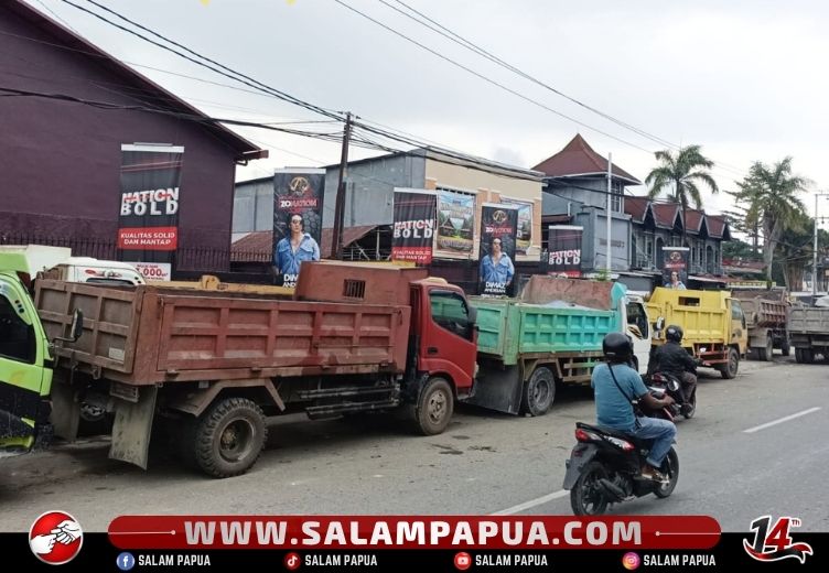Antrean Panjang Di SPBU SP2 Timika, Sopir Truk: Sudah Sering Terjadi Bahkan Berminggu-minggu