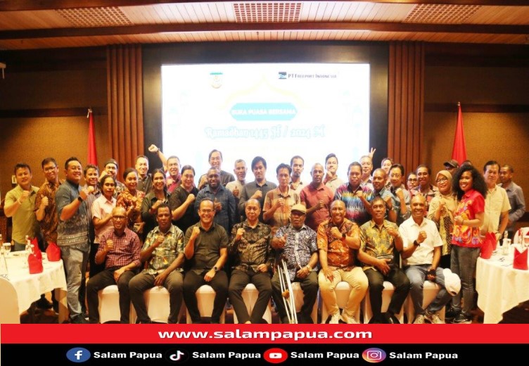 Foto bersama usai kegiatan buka puasa bersama PTFI dengan Pemkab Mimika di Aula ruang Tembaga Hotel Rimba Papua, Kamis (14/3/2024) (salampapua.com/Sumber foto: Corp.Comm PTFI)