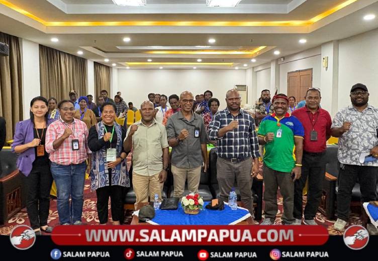 Manfaatkan Kelapa Jadi Produk Bernilai, YPMAK Latih Kelompok Binaan