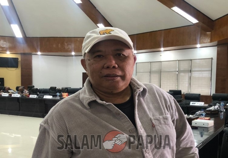 TANGGAPI PERNYATAAN KETUA DPC NASDEM MIMIKA, WAKET II DPRD MIMIKA TEGAS SEBUT TIDAK PERNAH PANGGIL KADIS PUPR