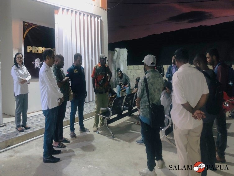 ANGGOTA PPD MENDATANGI KPU MIMIKA, SEBUT DIMINTA BUAT LPJ TAPI DANA OPERASIONAL BELUM DIBAYARKAN