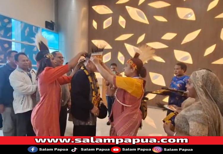 16 Uskup Hadiri Pentahbisan Mgr. Bernardus Baru Bofitwos OSA Sebagai Uskup Timika