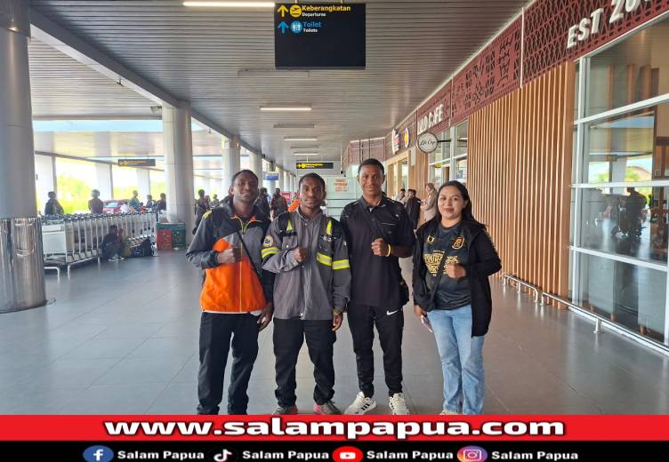 Direkrut Akademi WBFC Timika, Tiga Siswa SATP Bertolak Ke Bandung