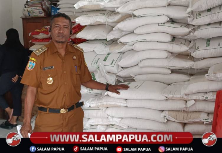 Disalurkan Sesuai Data, 1.121 KPM Di Kamoro Jaya Terima Bantuan 33 Ton Beras