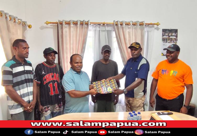 YPMAK Salurkan Bantuan Bama Senilai Rp100 Juta Untuk Korban Banjir Di Kamora