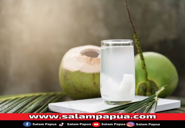 8 Manfaat Air Kelapa Muda Untuk Kesehatan