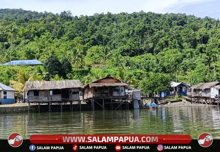 Situasi kampung Omba Nariki dari arah sungai (salampapua.com/Acik)