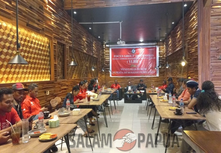 YLBH Papua Tengah Gelar FGD Bahas Penegakan Hukum Pada Pemilu 2024