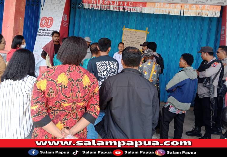 Ganti Rugi Lahan Tak Kunjung Dibayar, Kantor DPMK Mimika Dipalang Pemilik Hak Ulayat