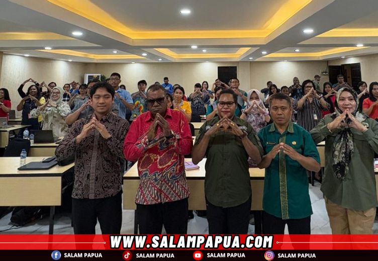 Foto bersama peserta sosialisasi (salampapua.com/Evita)